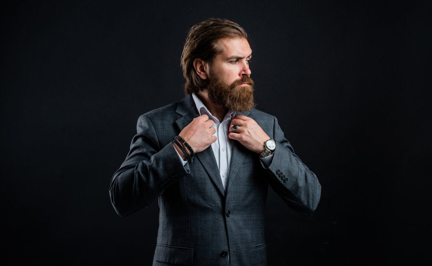 Les bijoux en perles d'eau douce : un atout de style pour les hommes modernes