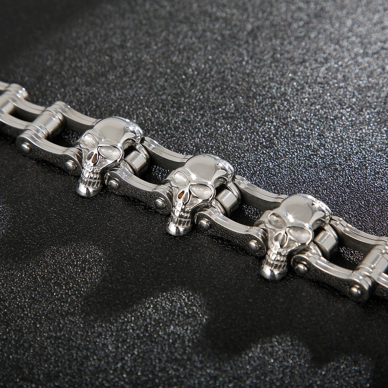 Bracelet Chaîne de Moto Argenté Avec des Têtes de Mort Randy - Mon Bracelet Homme