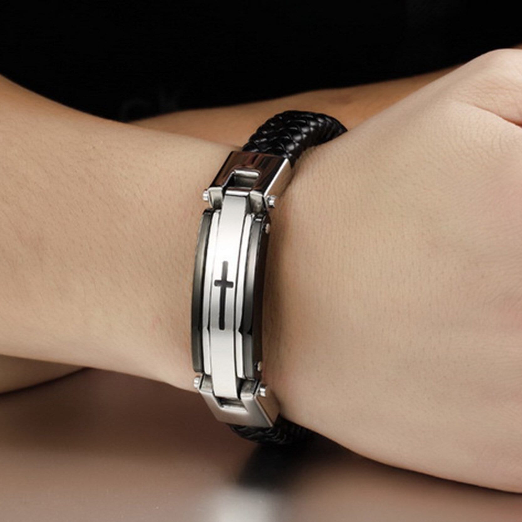 Bracelet Croix Homme Noir en Cuir Tressé - Mon Bracelet Homme