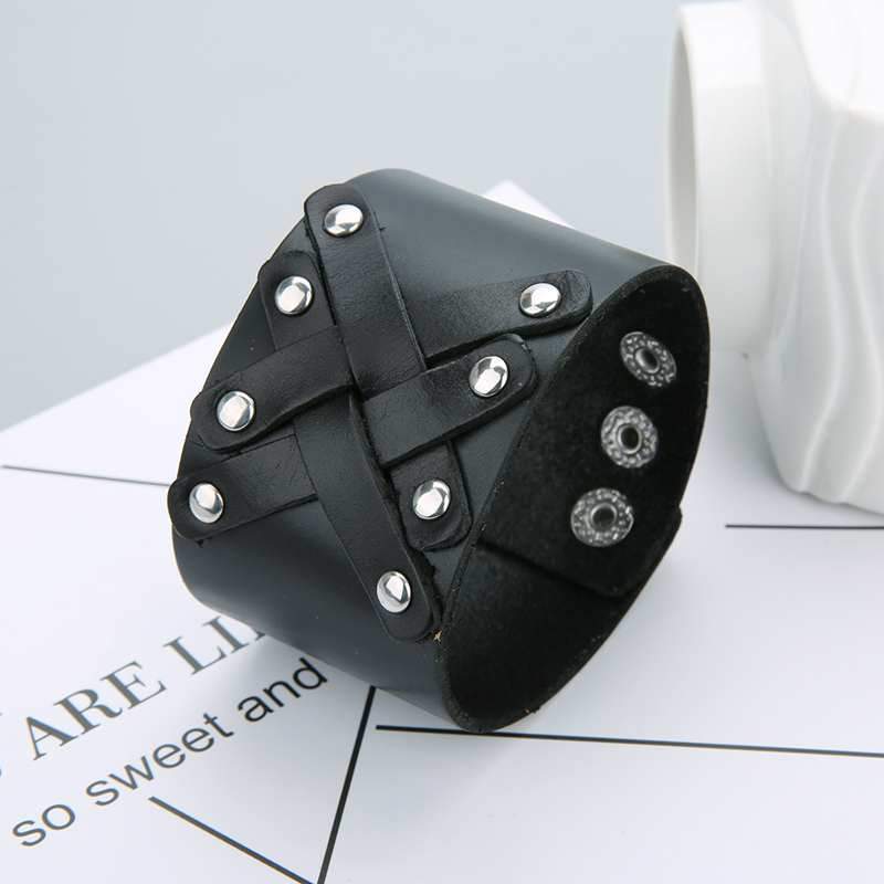Bracelet de Force avec Rivets en Cuir - Mon Bracelet Homme